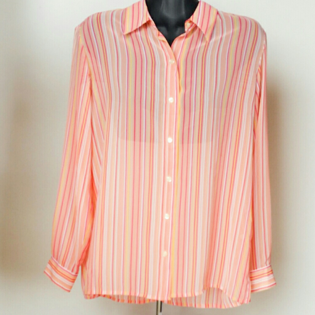 Liz Claiborne Peach Button-Down Shirt. A14